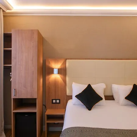 Hotel Cactus 3*
